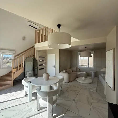Maison Sur Le Toit Elegante & Lumineuse
