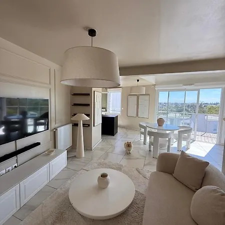 Apartman Maison Sur Le Toit Elegante & Lumineuse