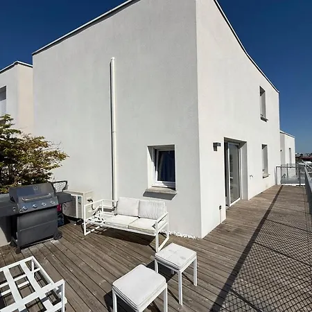Apartman Maison Sur Le Toit Elegante & Lumineuse