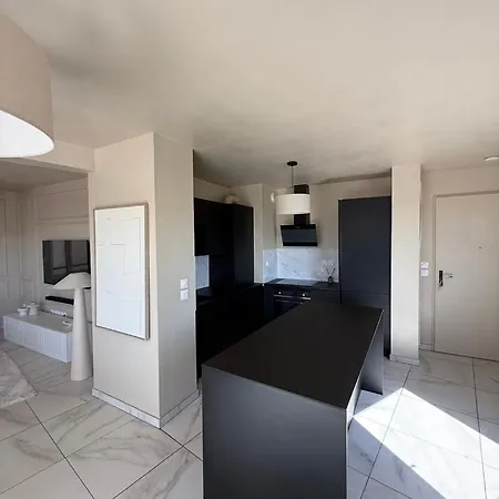 Apartman Maison Sur Le Toit Elegante & Lumineuse