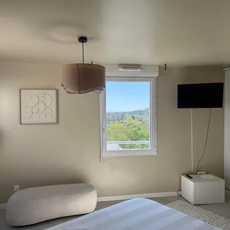 Maison Sur Le Toit Elegante & Lumineuse Apartment *