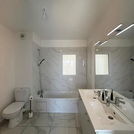 Apartment Maison Sur Le Toit Elegante & Lumineuse *
